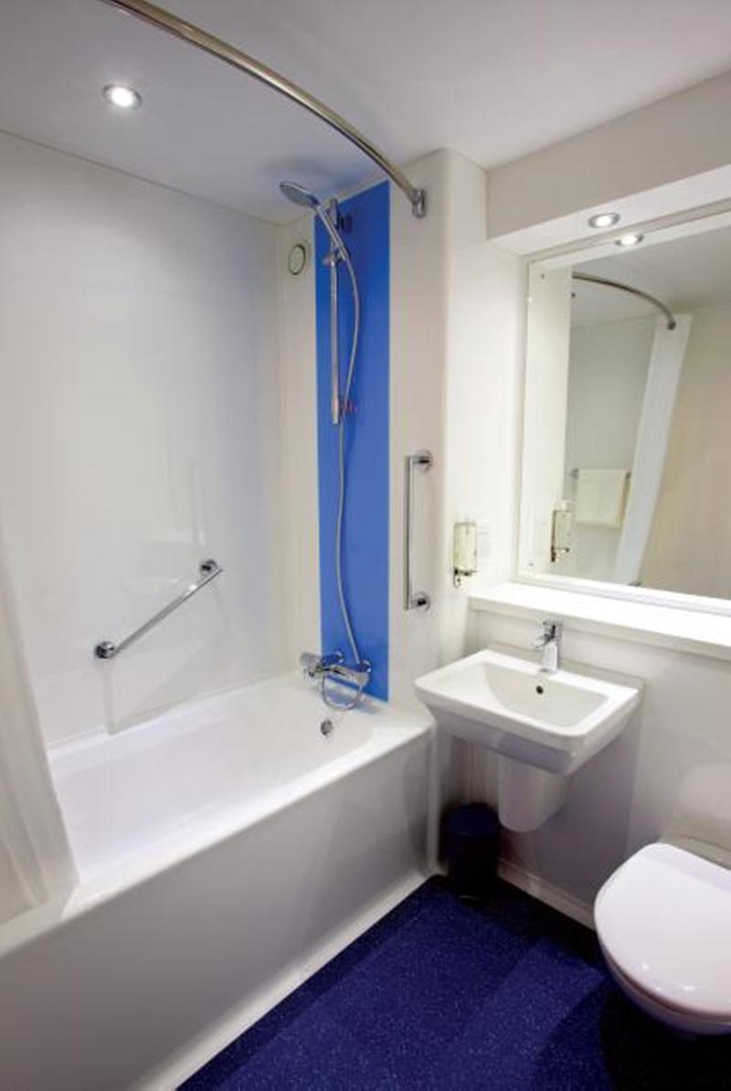 Travelodge Tunbridge Wells Dış mekan fotoğraf