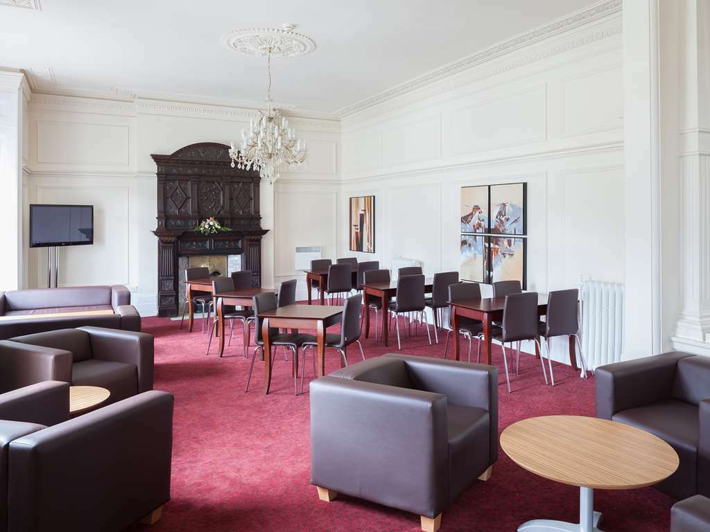 Travelodge Tunbridge Wells Restoran fotoğraf
